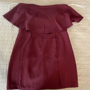 Lulu’s Strapless Maroon Dress